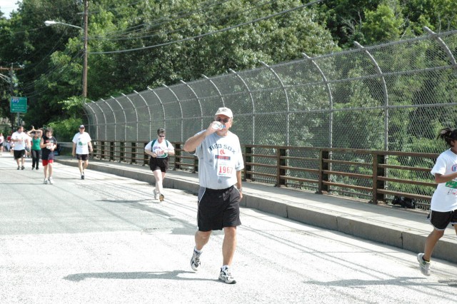 DSC_8905.jpg  (102.5 Kb)