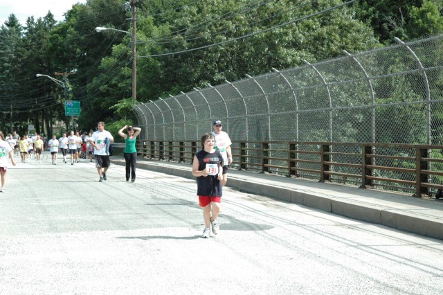 DSC_8909.jpg  (97.9 Kb)