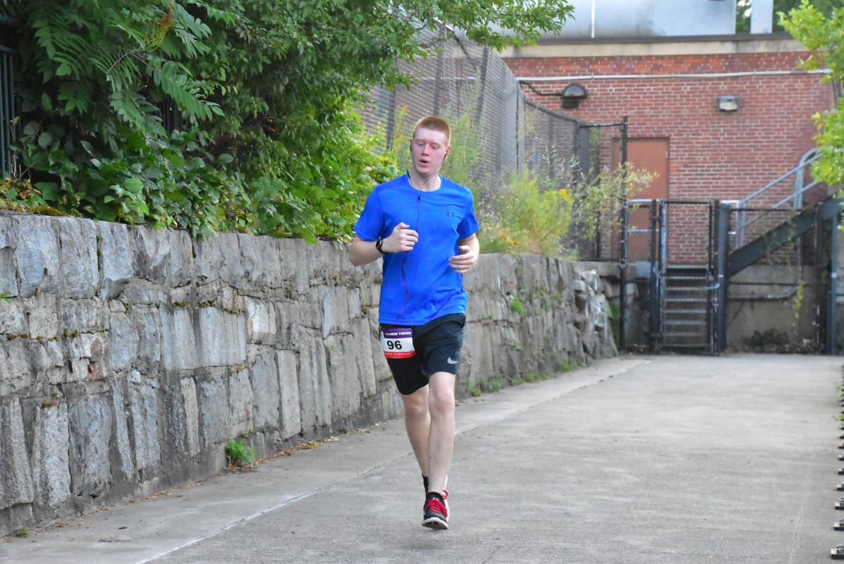 DSC_0383.jpg  (260.9 Kb)