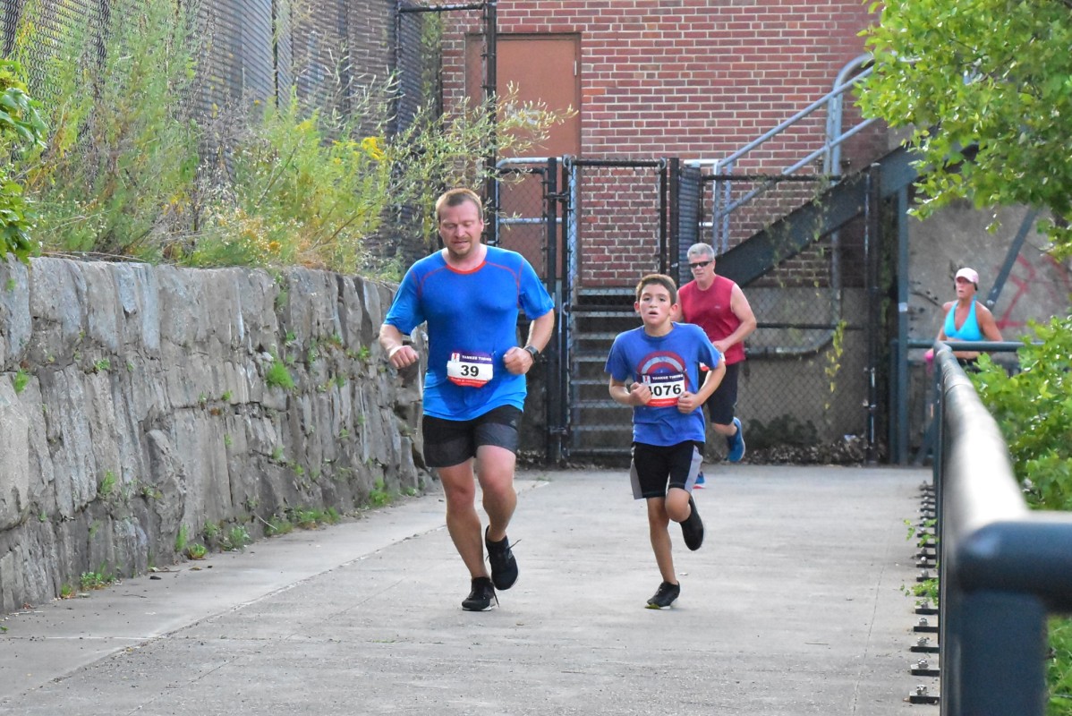 DSC_0385.jpg  (277.1 Kb)