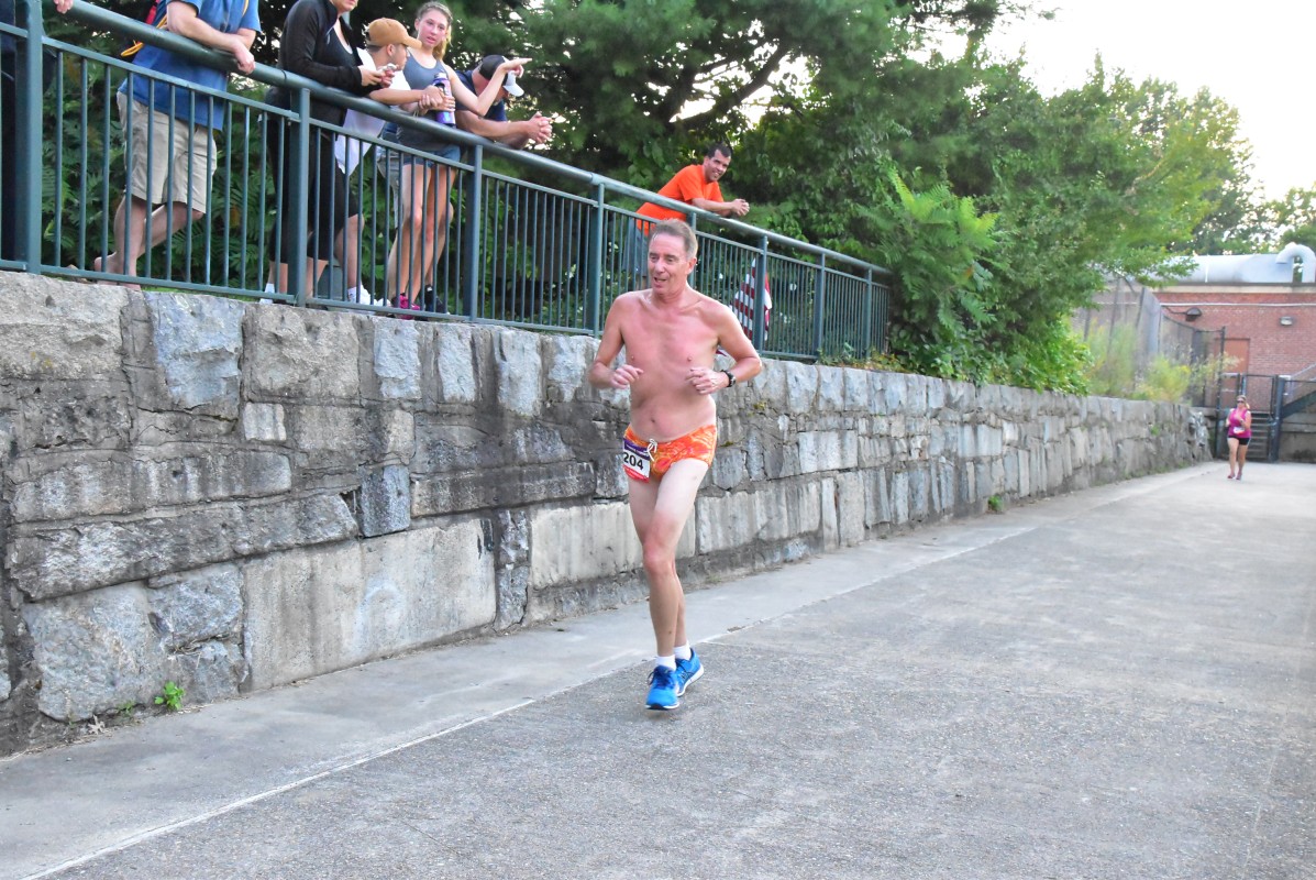 DSC_0481.jpg  (298.7 Kb)