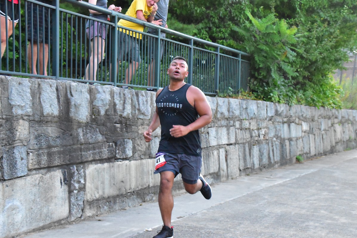 DSC_0554.jpg  (245.1 Kb)